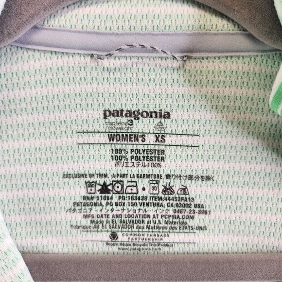 Patagonia Top Womens XS Green Striped Capilene 3 Midweight 1/4 Zip Baselayer - Picture 10 of 15